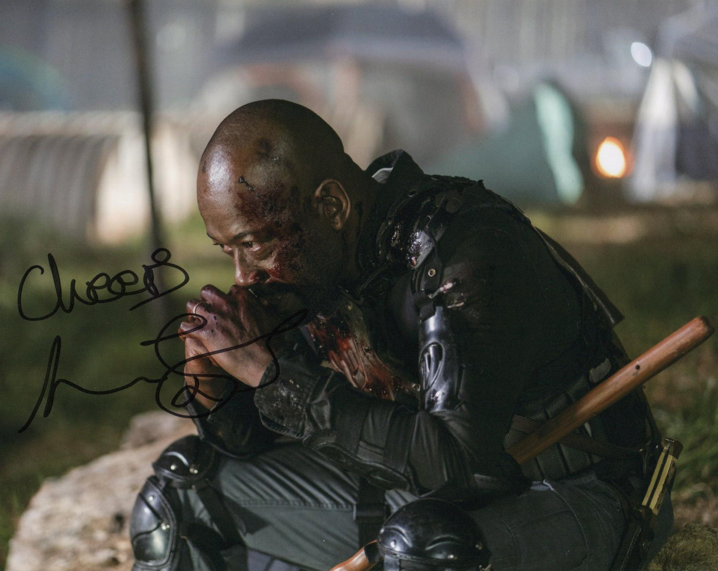 LENNIE JAMES SIGNED THE WALKING DEAD 8X10 PHOTO (1)