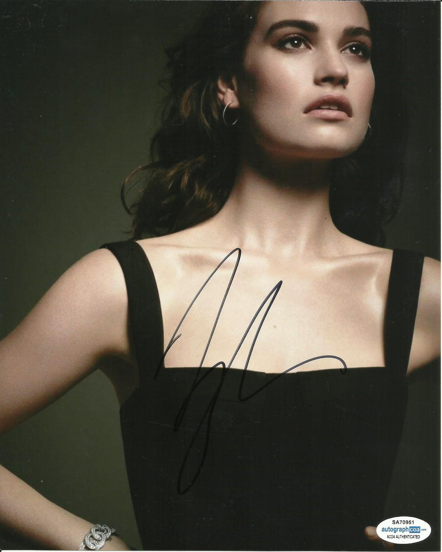 LILY JAMES SIGNED SEXY 10X8 PHOTO (3) ALSO ACOA CERTIFIED
