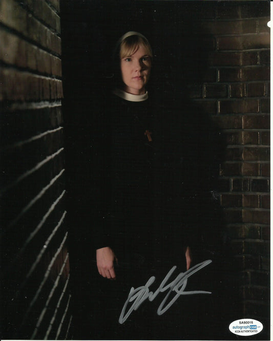 LILY RABE SIGNED AMERICAN HORROR STORY 10X8 PHOTO (6) ALSO ACOA CERTIFIED