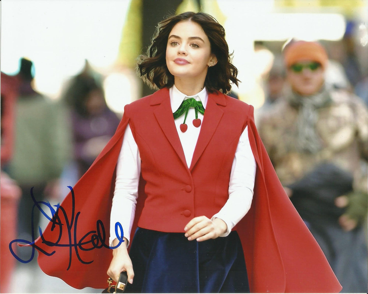 LUCY HALE SIGNED SEXY 10X8 PHOTO (11)
