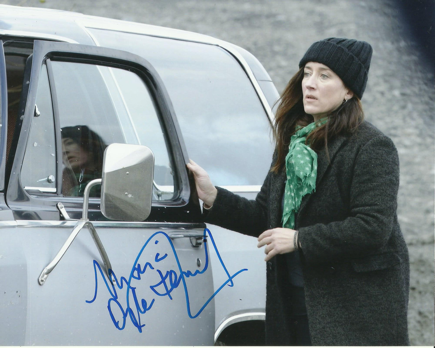 MARIA DOYLE KENNEDY SIGNED ORPHAN BLACK 10X8 PHOTO