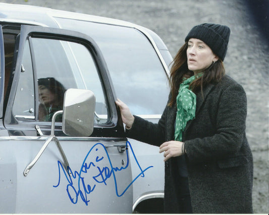 MARIA DOYLE KENNEDY SIGNED ORPHAN BLACK 10X8 PHOTO