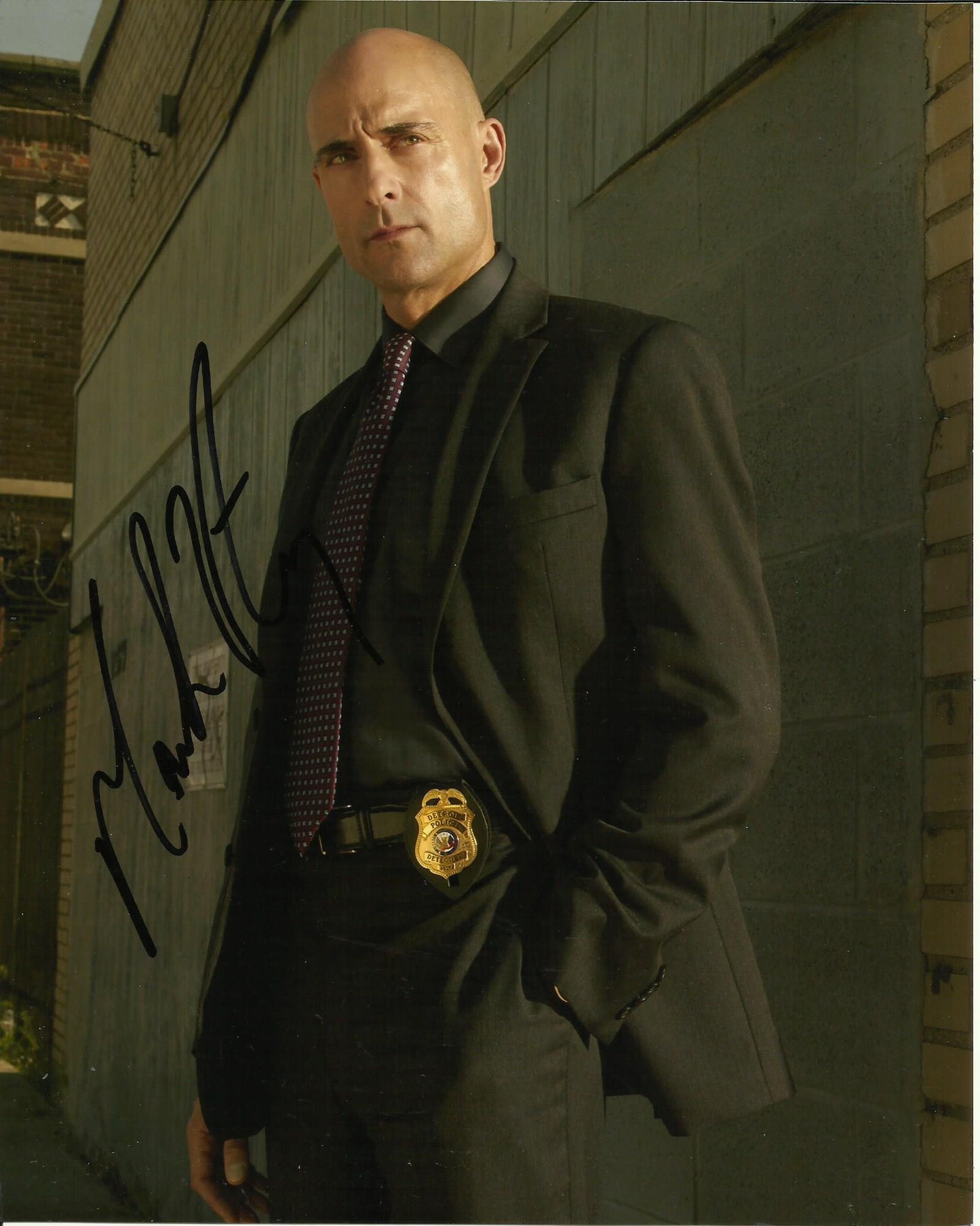 MARK STRONG SIGNED LOW WINTER SUN 8X10 PHOTO (2)