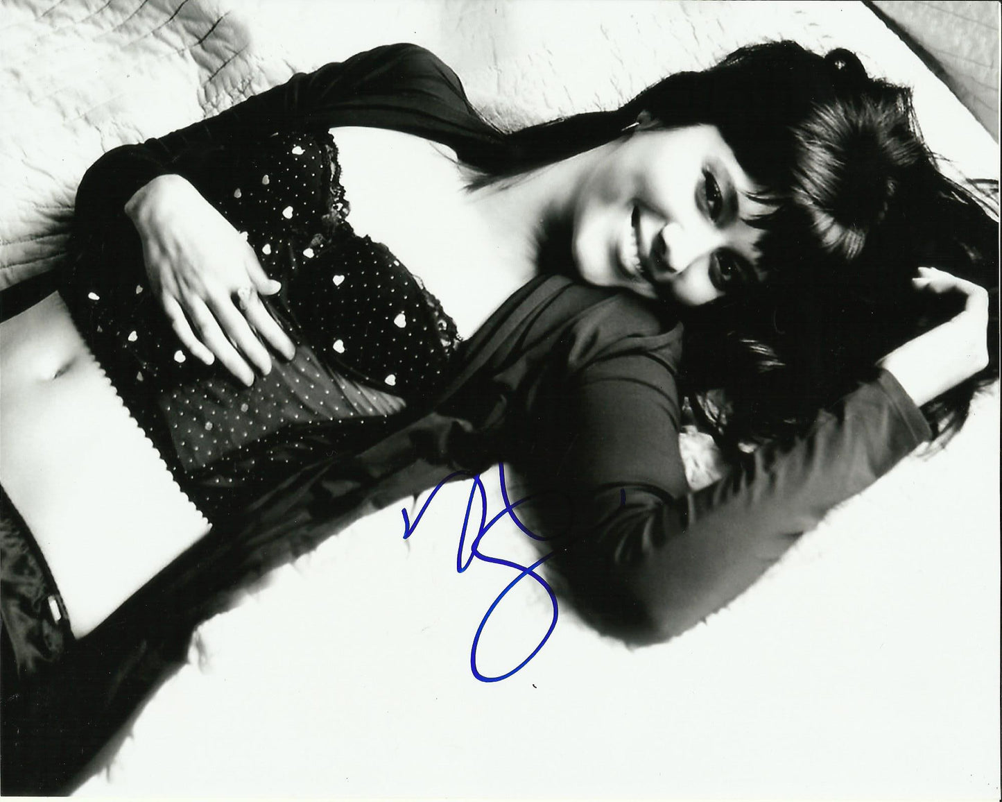 MARY ELIZABETH WINSTEAD SIGNED SEXY 10X8 PHOTO (6)