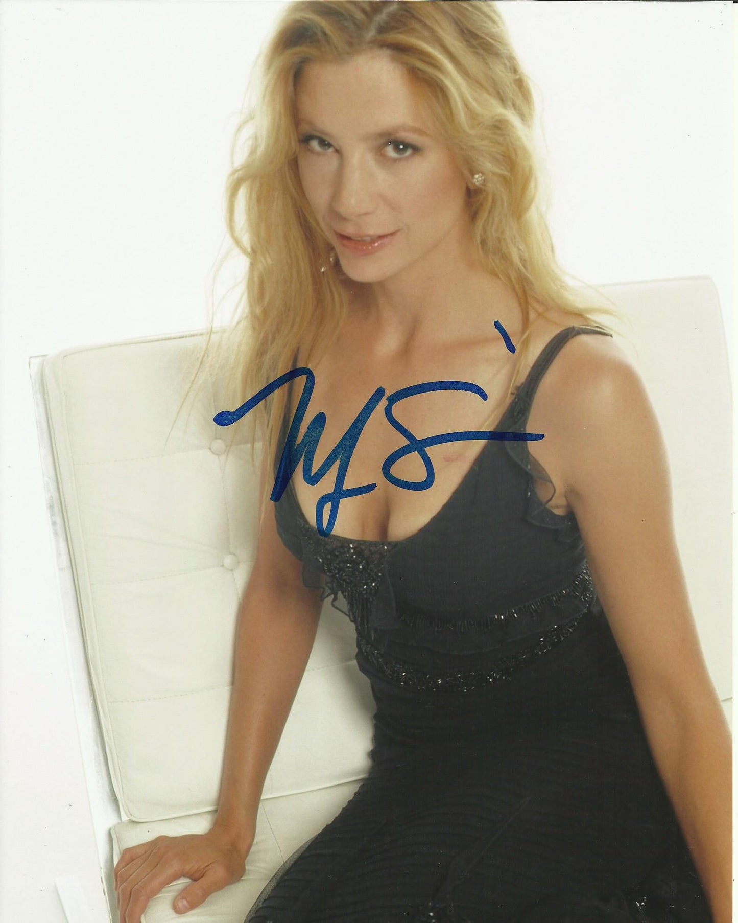 MIRA SORVINO SIGNED SEXY 10X8 PHOTO (3)