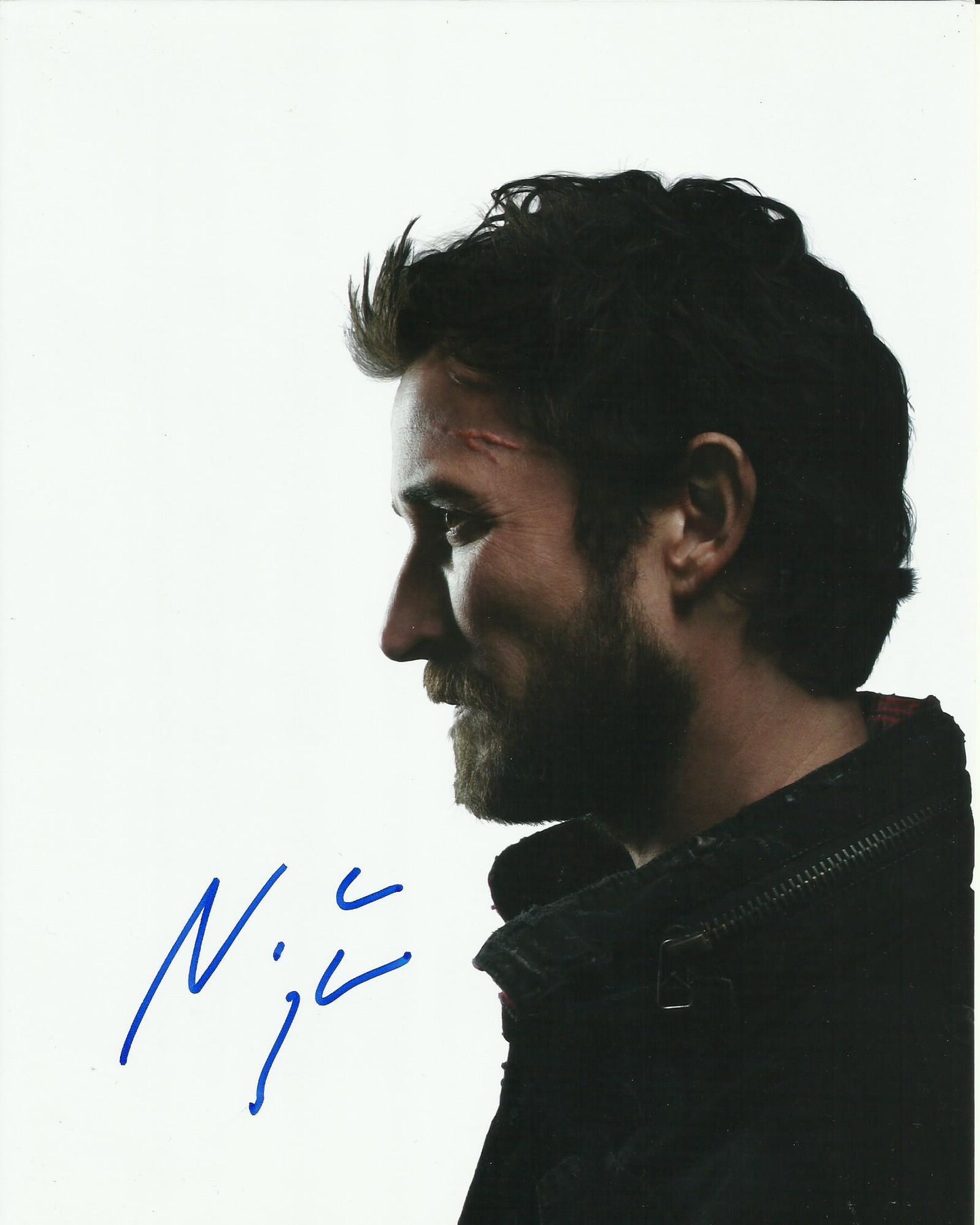 NOAH WYLE SIGNED FALLING SKIES 8X10 PHOTO (2)