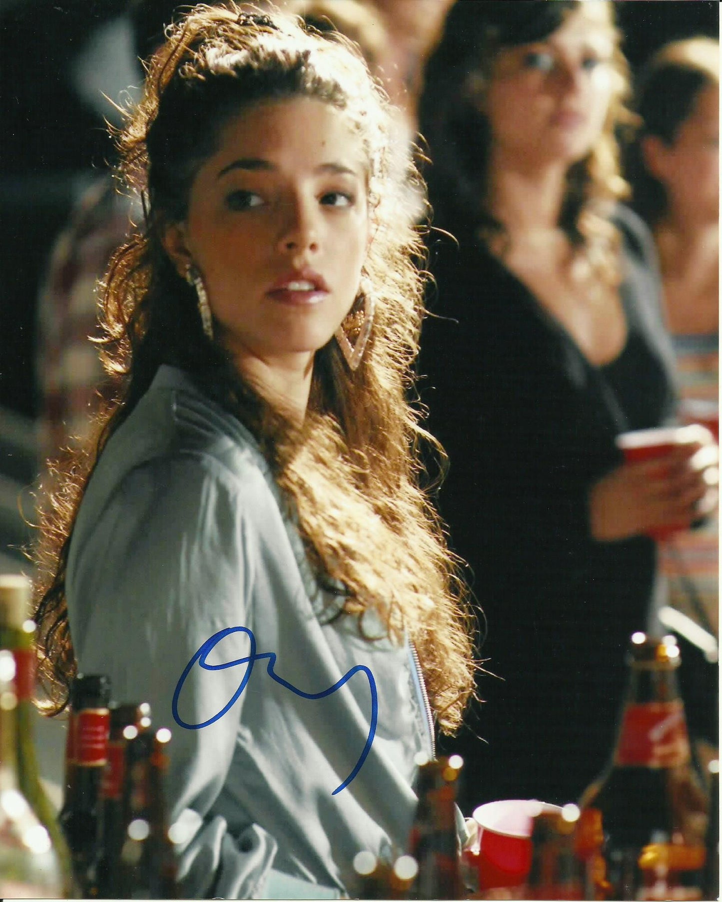 OLIVIA THIRLBY SIGNED SEXY 10X8 PHOTO (2)