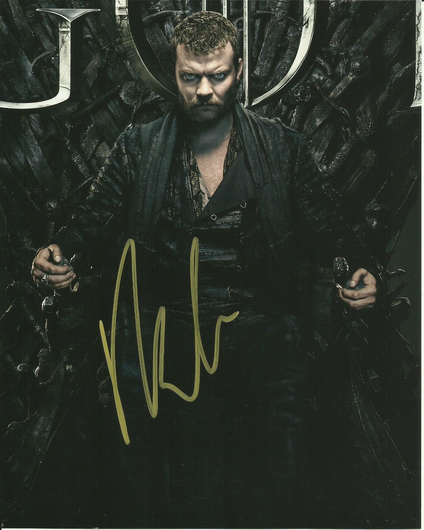 PILOU ASBAEK SIGNED GAME OF THRONES 8X10 PHOTO (2)