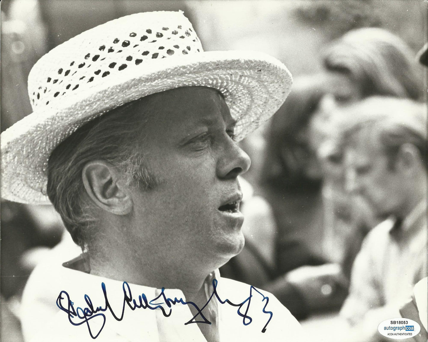 RICHARD ATTENBOROUGH SIGNED 8X10 PHOTO ALSO ACOA CERTIFIED