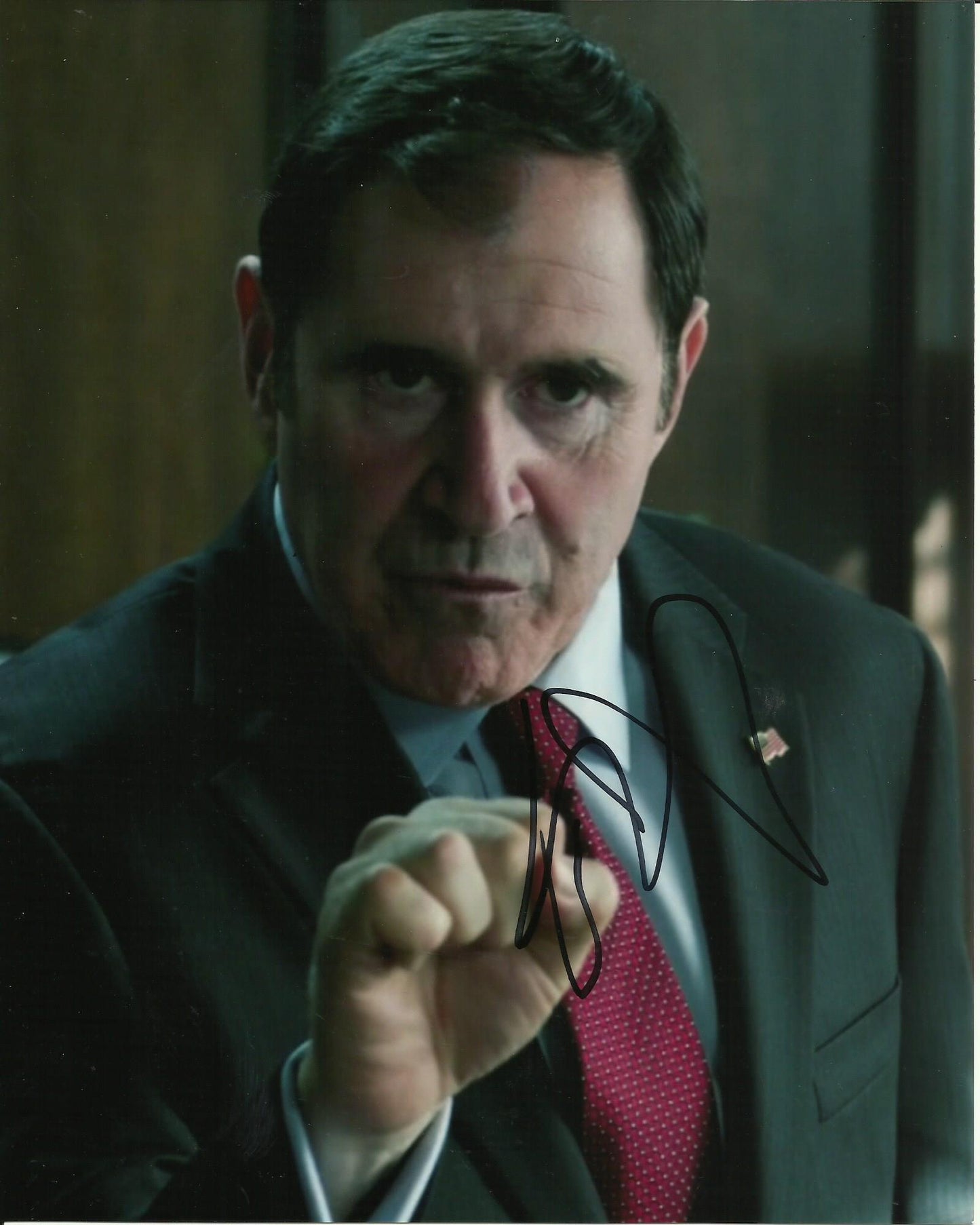 RICHARD KIND SIGNED GOTHAM 8X10 PHOTO (3)