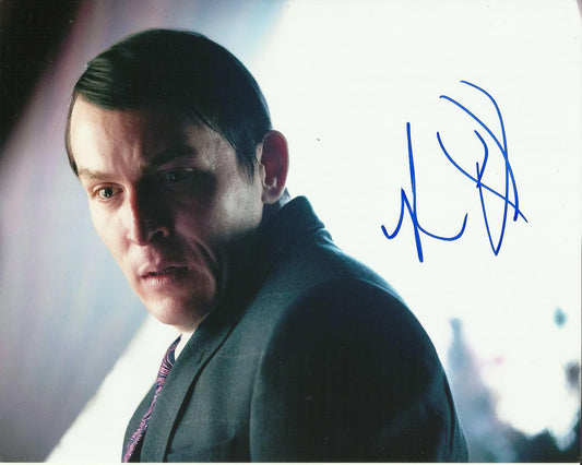ROBIN LORD TAYLOR SIGNED GOTHAM 8X10 PHOTO (7)