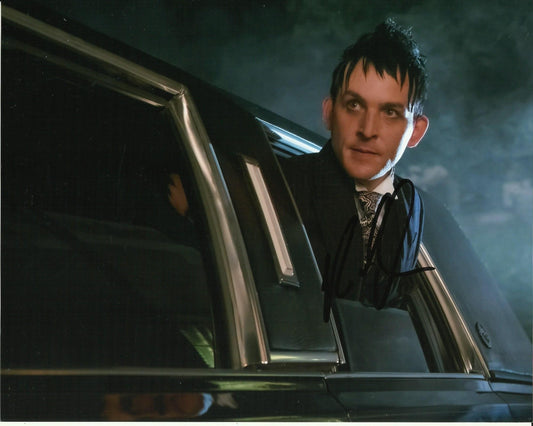 ROBIN LORD TAYLOR SIGNED GOTHAM 8X10 PHOTO (10)