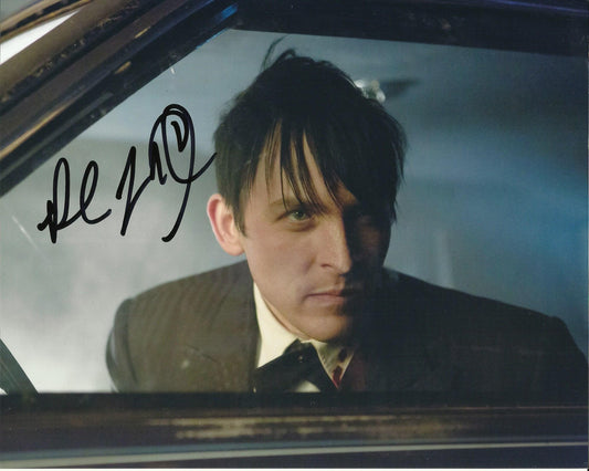 ROBIN LORD TAYLOR SIGNED GOTHAM 8X10 PHOTO (12)