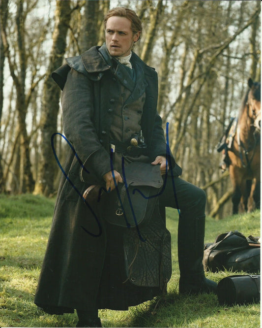 SAM HEUGHAN SIGNED OUTLANDER 8X10 PHOTO (4)