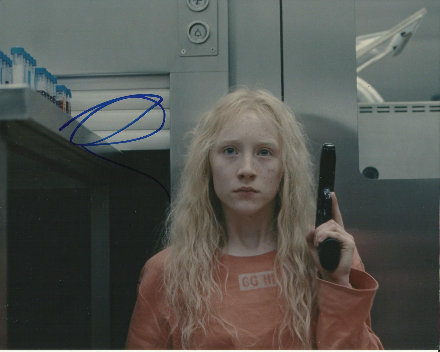 SAOIRSE RONAN SIGNED HANNA 10X8 PHOTO