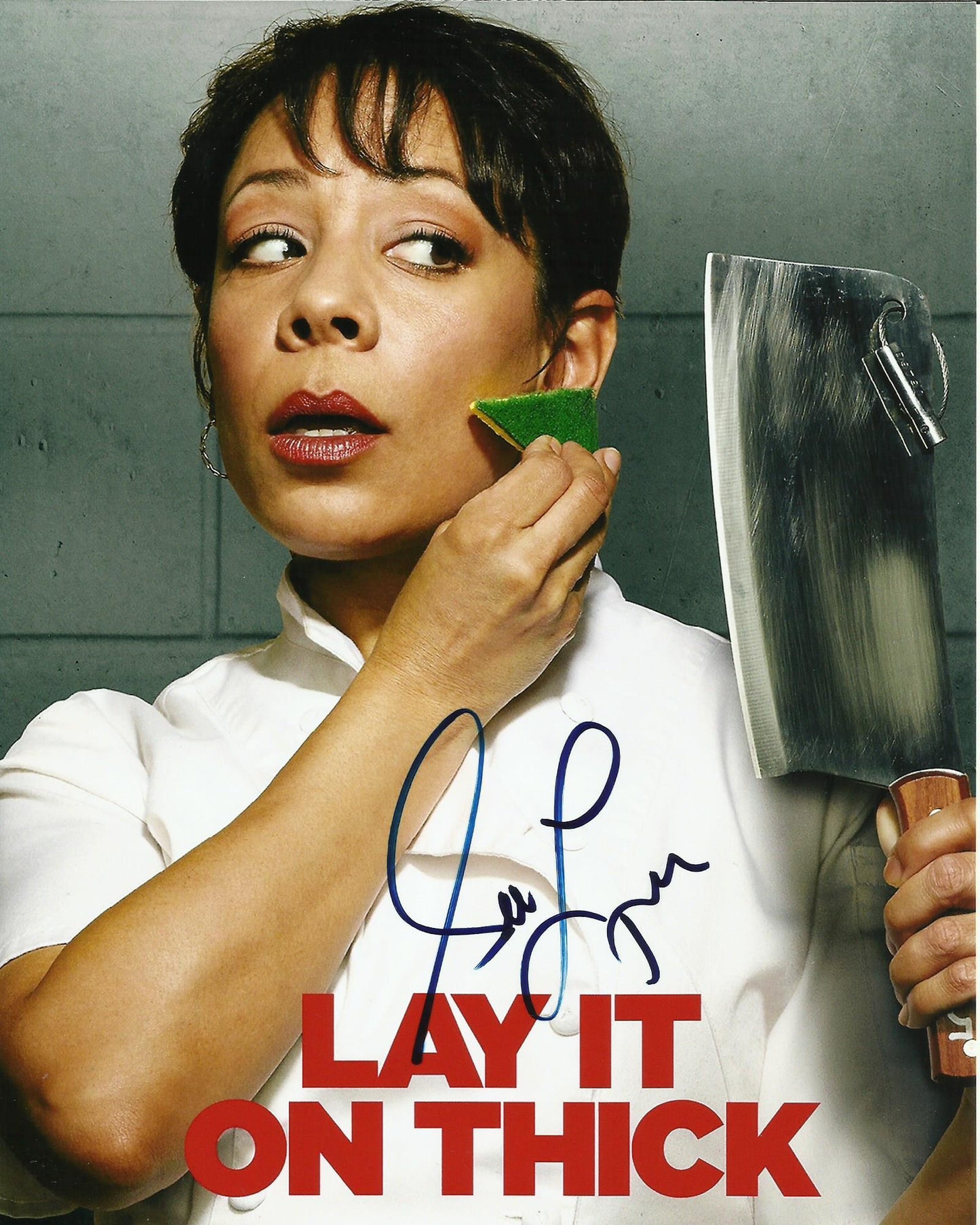 SELENIS LEYVA SIGNED ORANGE IS THE NEW BLACK 10X8 PHOTO (1)