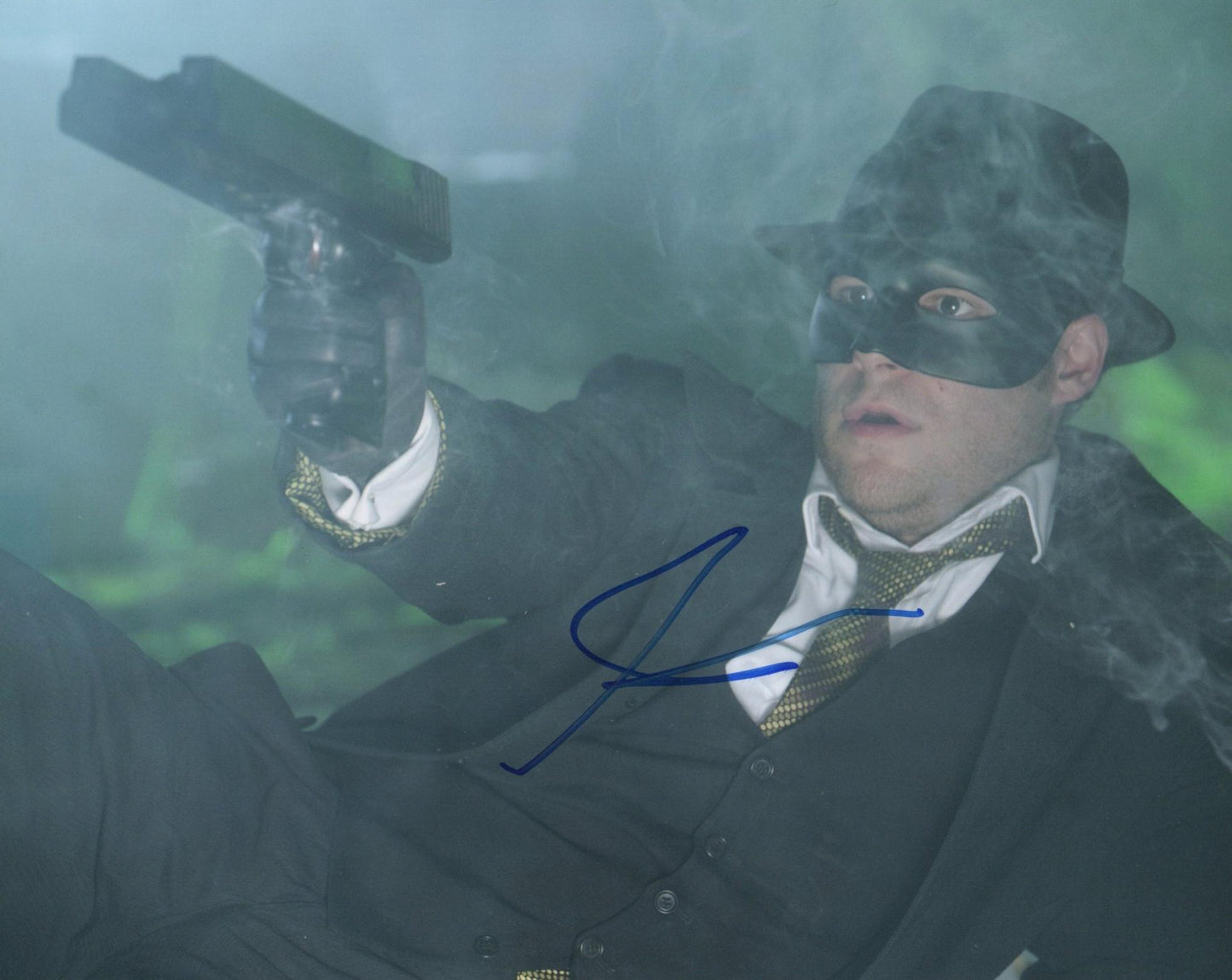 SETH ROGEN SIGNED GREEN HORNET 8X10 PHOTO (2)