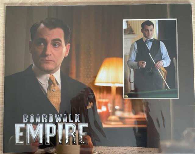 MICHAEL STUHLBARG SIGNED 14X11 BOARDWALK EMPIRE PHOTO MOUNT