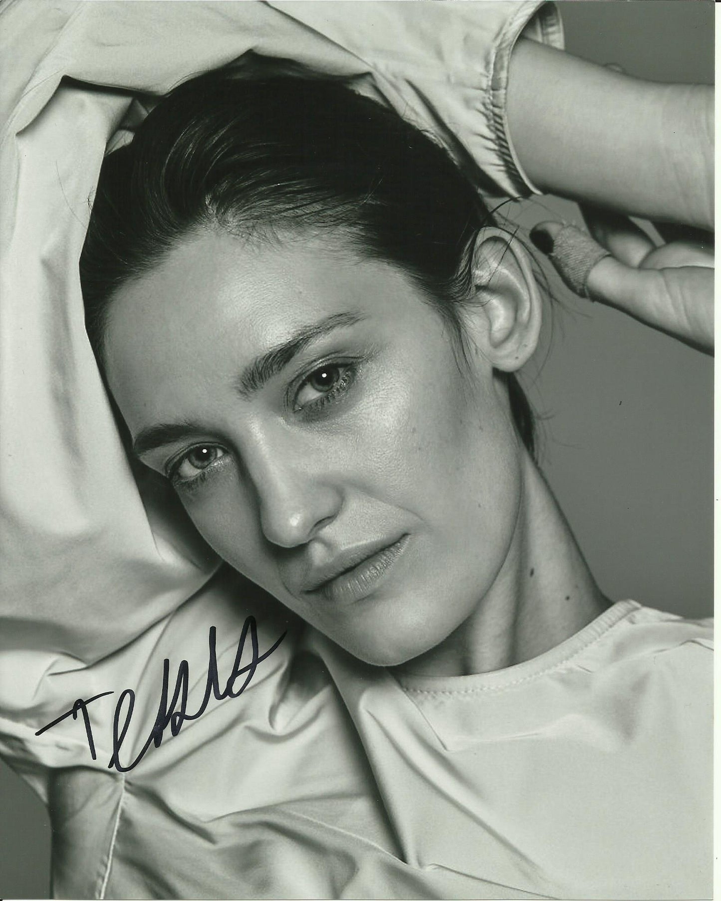 TESS HAUBRICH SIGNED SEXY 10X8 PHOTO (1)