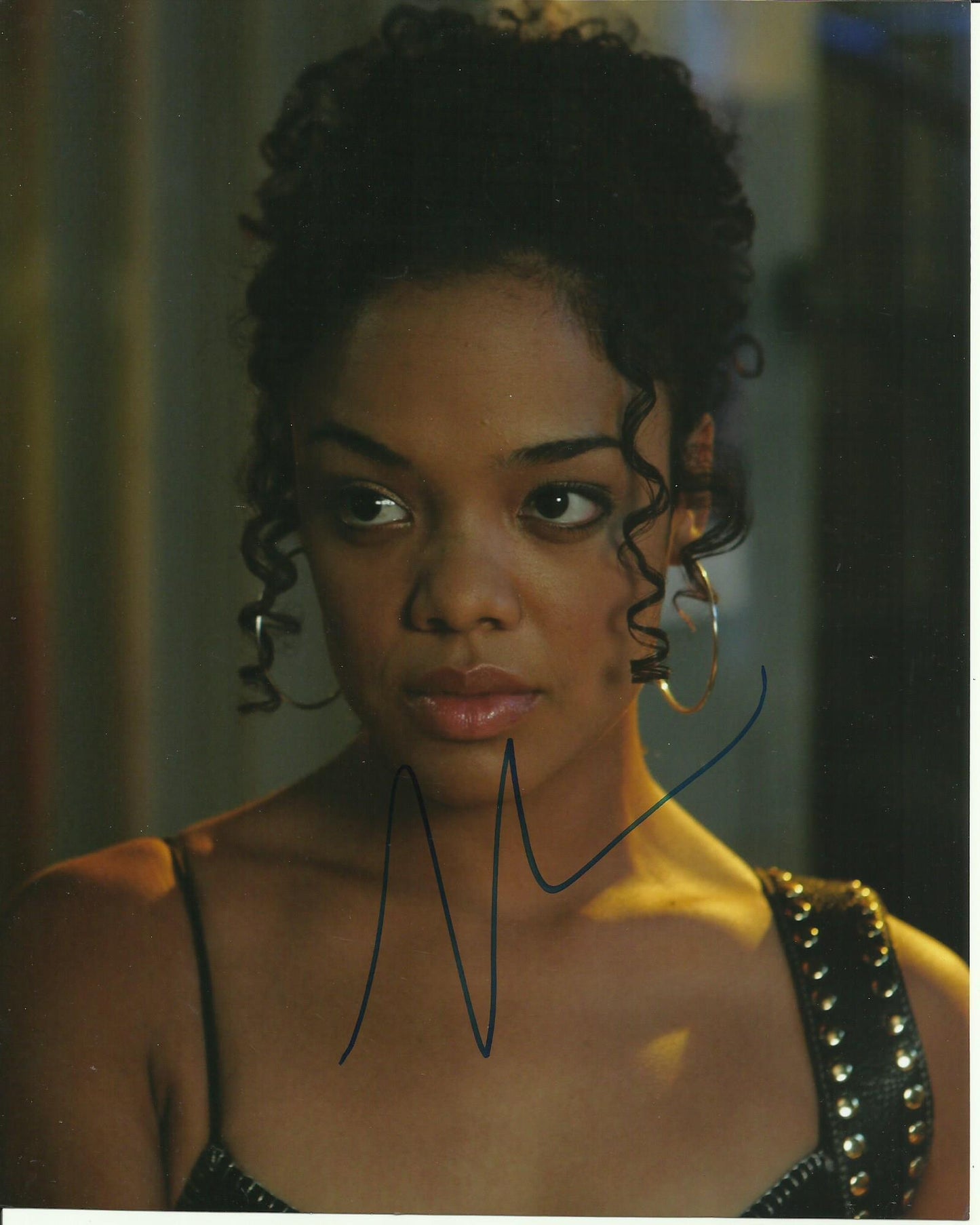 TESSA THOMPSON SIGNED SEXY 8X10 PHOTO (3)