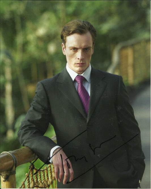 TOBY STEPHENS SIGNED DIE ANOTHER DAY 8X10 PHOTO (5)