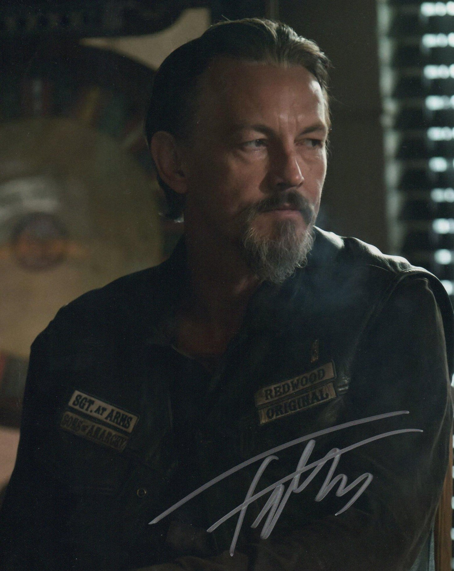 TOMMY FLANAGAN SIGNED SONS OF ANARCHY 8X10 PHOTO (3)