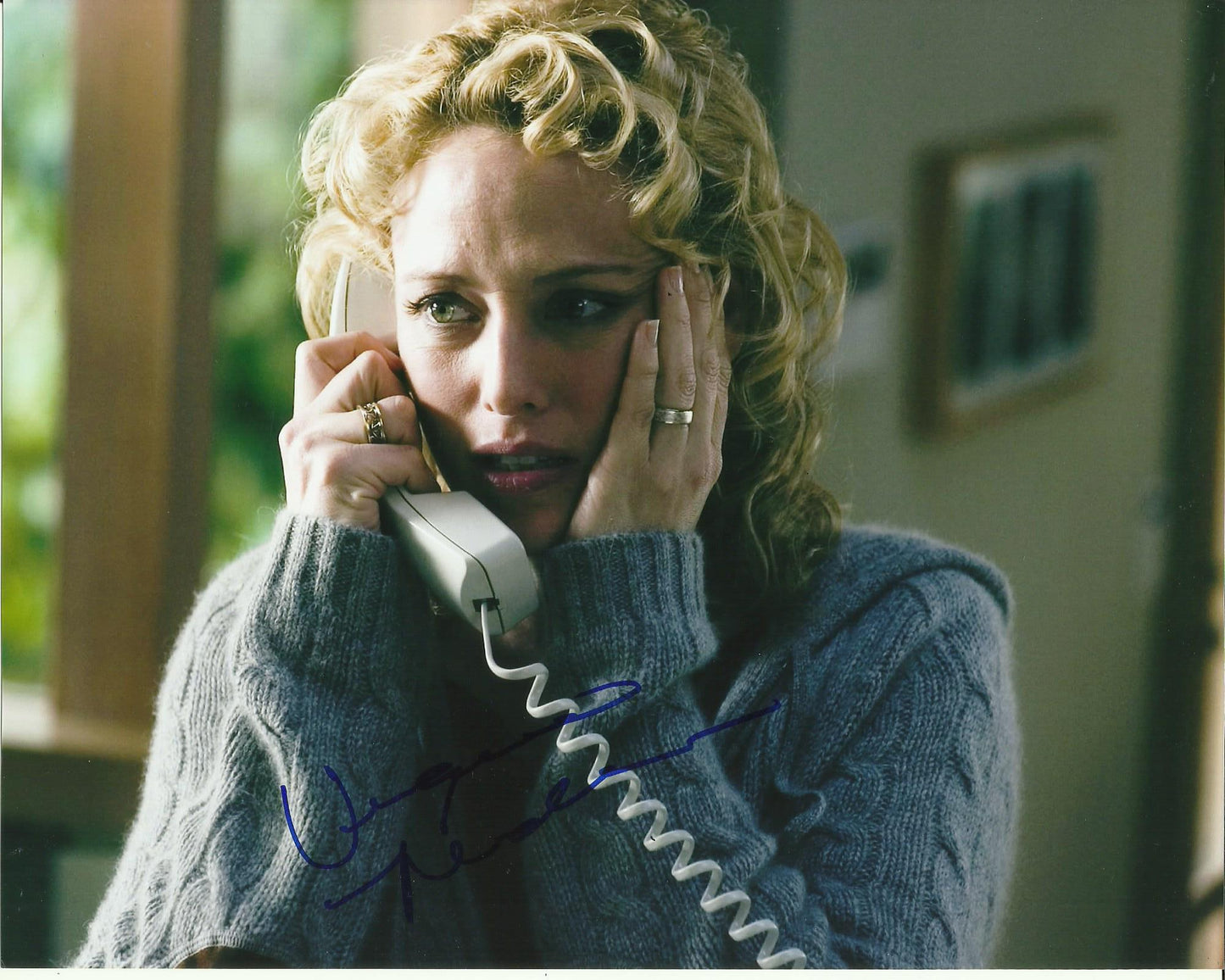 VIRGINIA MADSEN SIGNED 10X8 PHOTO