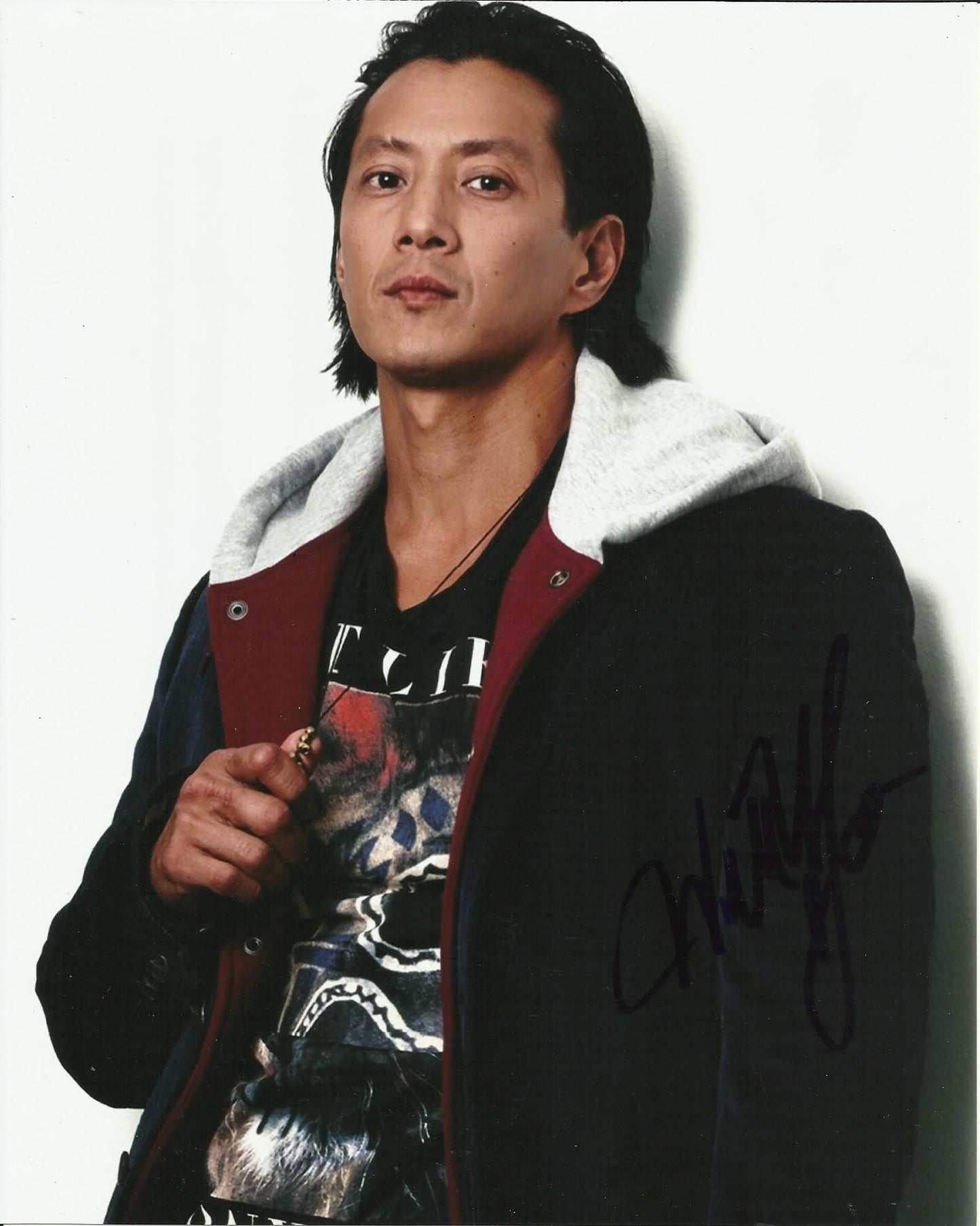 WILL YUN LEE SIGNED 8X10 PHOTO (2)