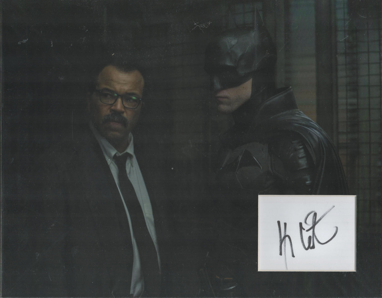 JEFFREY WRIGHT SIGNED 14X11 THE BATMAN PHOTO MOUNT (1)