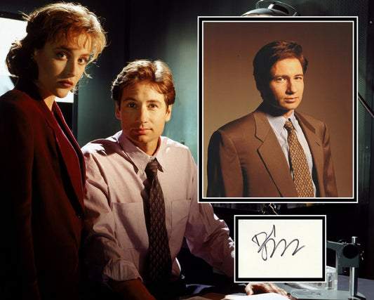 DAVID DUCHOVNY SIGNED X-FILES PHOTO MOUNT