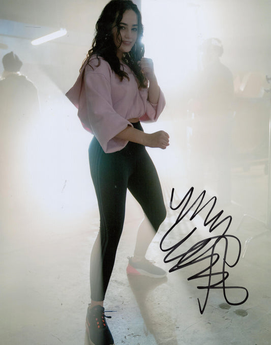 MARY MOUSER SIGNED LARGE 14X11 COBRA KAI PHOTO (1)
