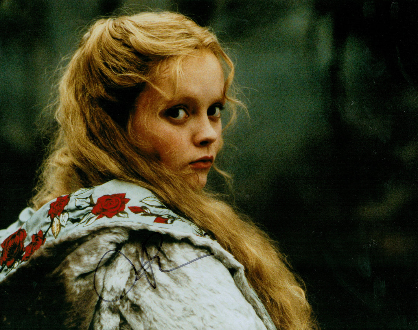 CHRISTINA RICCI SIGNED SLEEPY HOLLOW 14X11 PHOTO