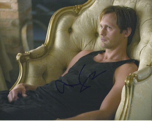 ALEXANDER SKARSGARD SIGNED TRUE BLOOD 8X10 PHOTO (3)
