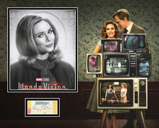 ELIZABETH OLSEN SIGNED WANDAVISION PHOTO MOUNT (2)