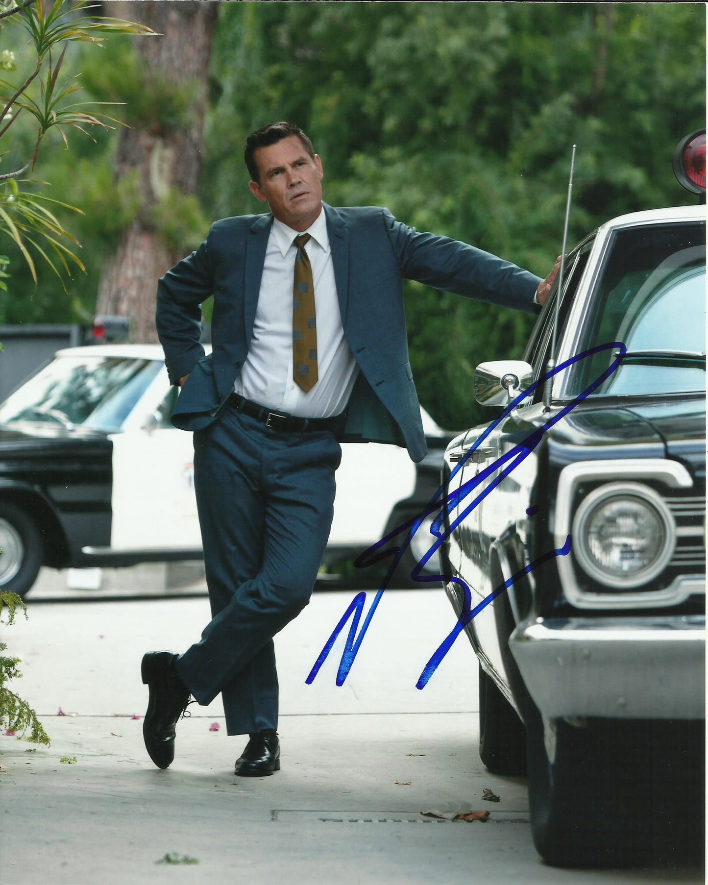 JOSH BROLIN SIGNED MEN IN BLACK 10X8 PHOTO