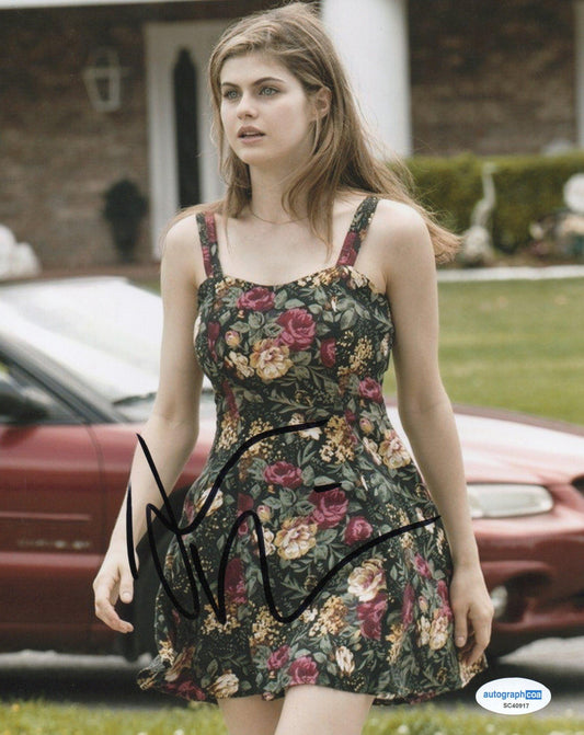 ALEXANDRA DADDARIO SIGNED SEXY 10X8 PHOTO (4) ALSO ACOA