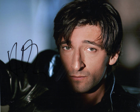 ADRIEN BRODY SIGNED 8X10 PHOTO