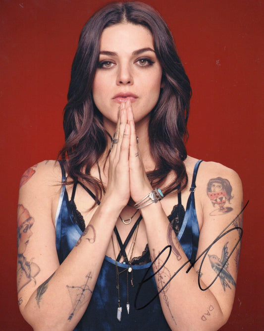 CALLIE HERNANDEZ SIGNED SEXY 10X8 PHOTO (1)