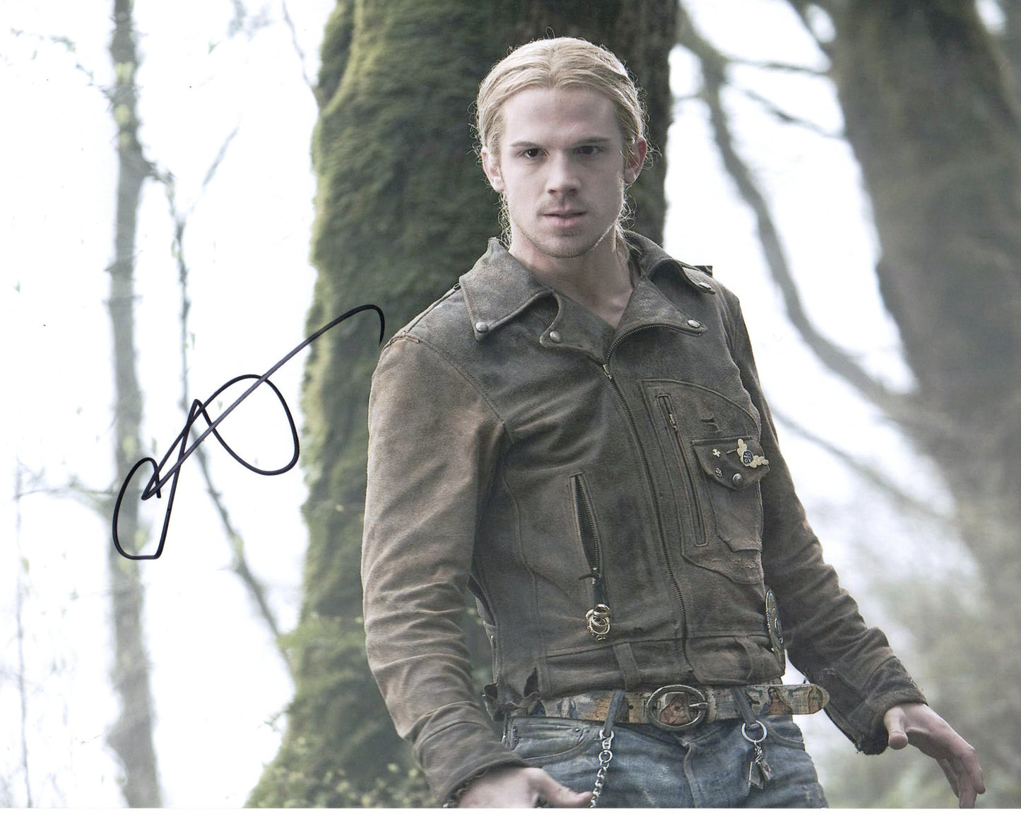 CAM GIGANDET SIGNED TWILIGHT 8X10 PHOTO
