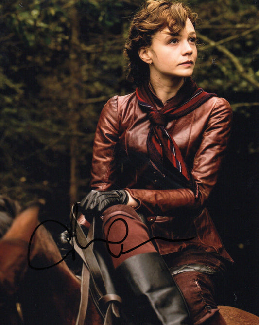 CAREY MULLIGAN SIGNED FAR FROM THE MADDING CROWD 10X8 PHOTO (1)