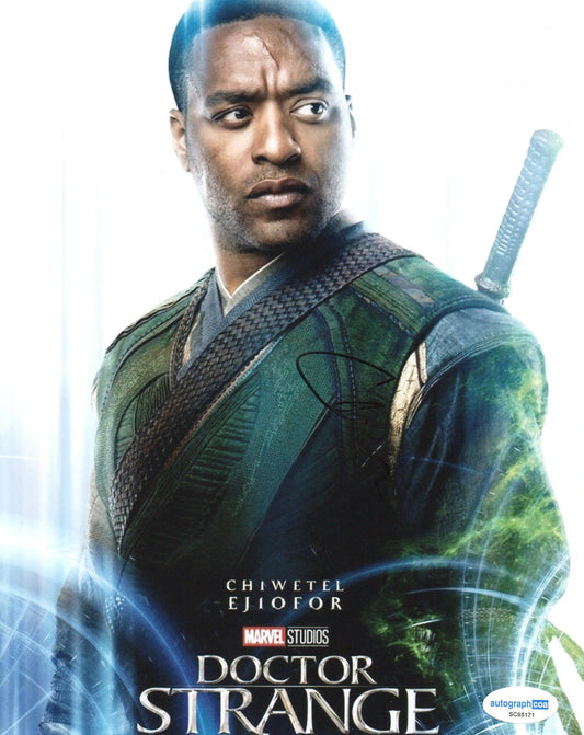 CHIWETEL EJIOFOR SIGNED DOCTOR STRANGE 8X10 PHOTO (1) ALSO ACOA