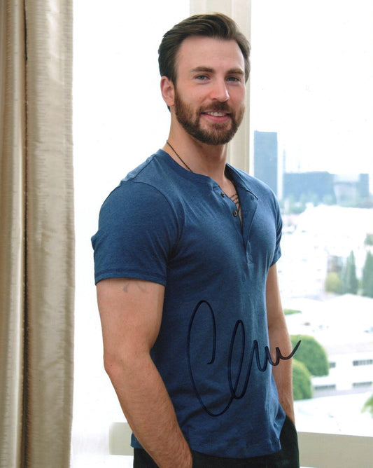 CHRIS EVANS SIGNED COOL 8X10 PHOTO (1)