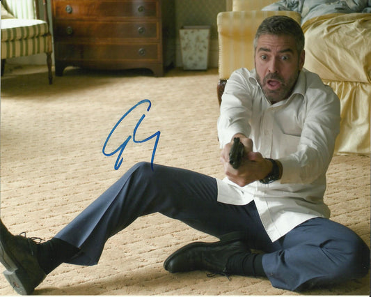GEORGE CLOONEY SIGNED COOL 8X10 PHOTO (1)