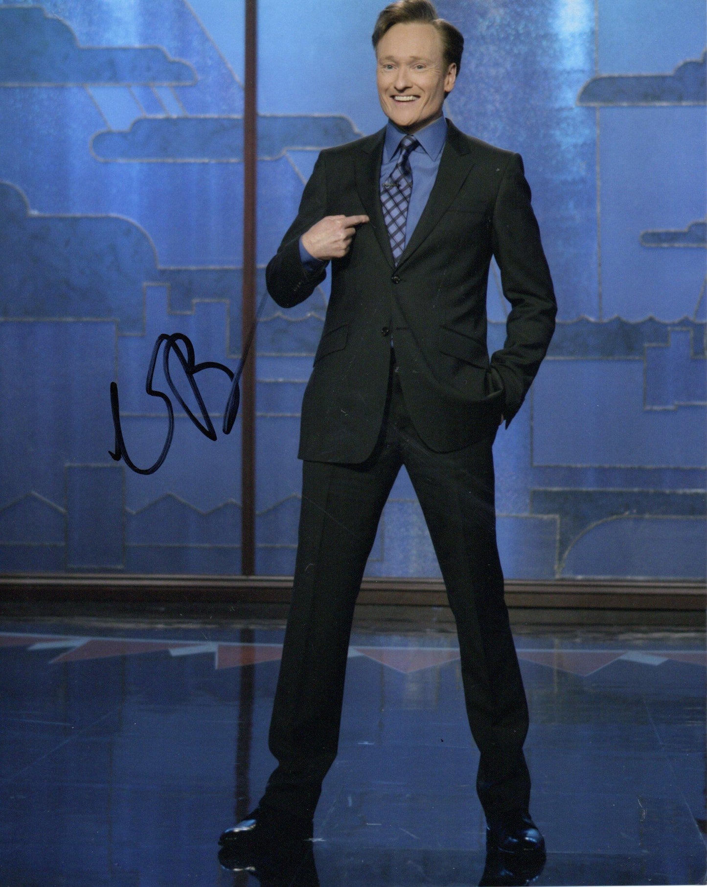 CONAN O'BRIEN SIGNED 10X8 PHOTO (2)