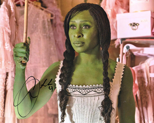CYNTHIA ERIVO SIGNED WICKED ELPHABA 10X8 PHOTO (2)