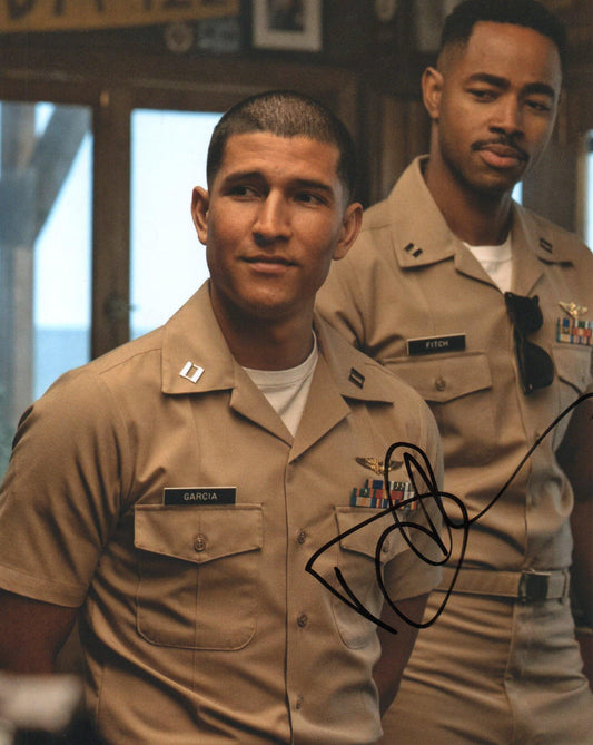 DANNY RAMIREZ SIGNED TOP GUN MAVERICK 8X10 PHOTO (3)