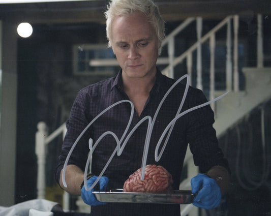 DAVID ANDERS SIGNED IZOMBIE 8X10 PHOTO (1)