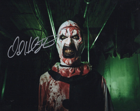 DAVID HOWARD THORNTON SIGNED TERRIFIER 8X10 PHOTO (2)