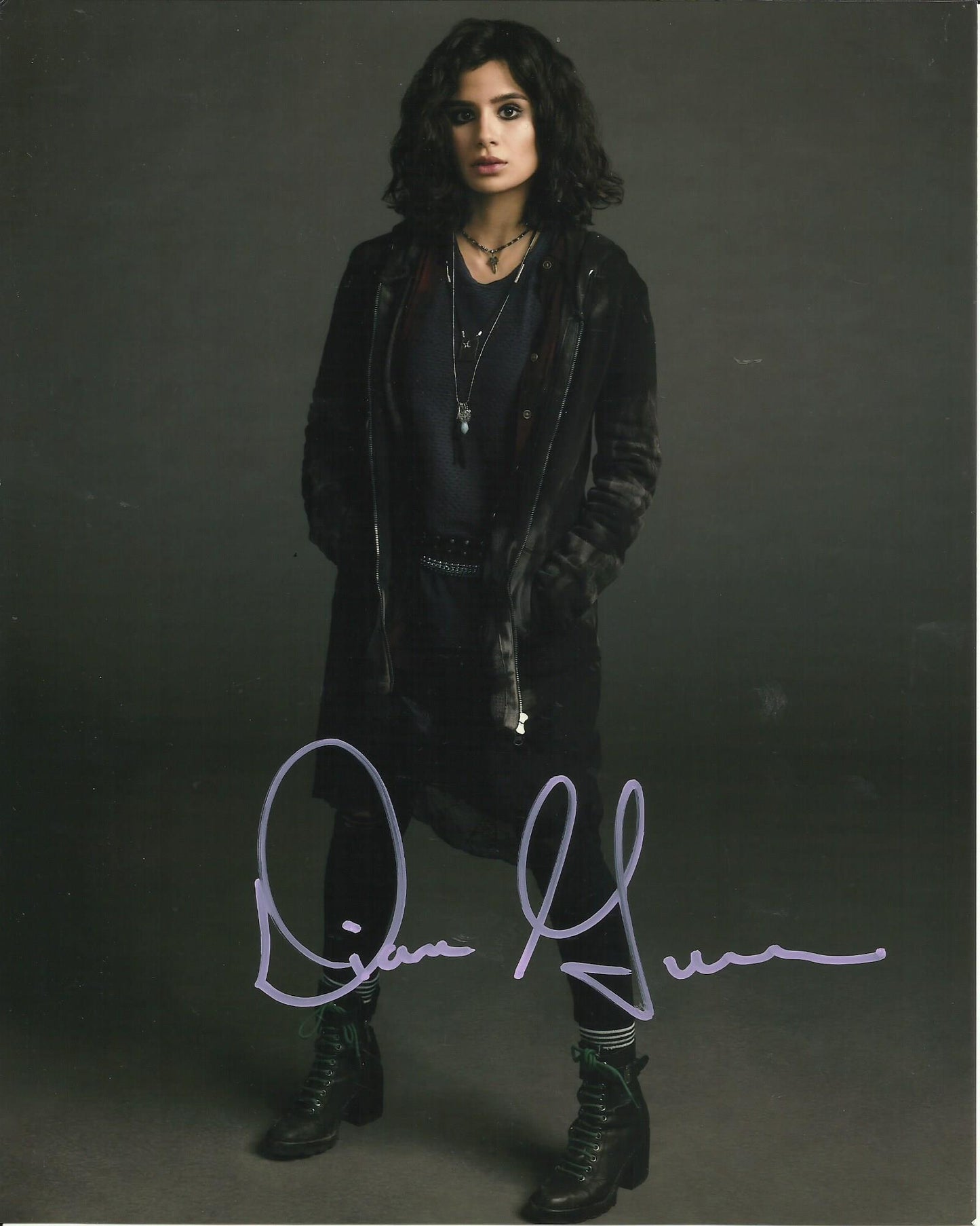 DIANE GUERRERO SIGNED SEXY DOOM PATROL 10X8 PHOTO (3)