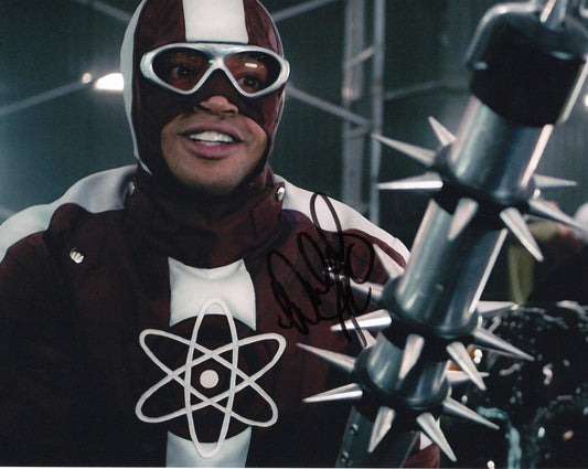 DONALD FAISON SIGNED KICK ASS 8X10 PHOTO